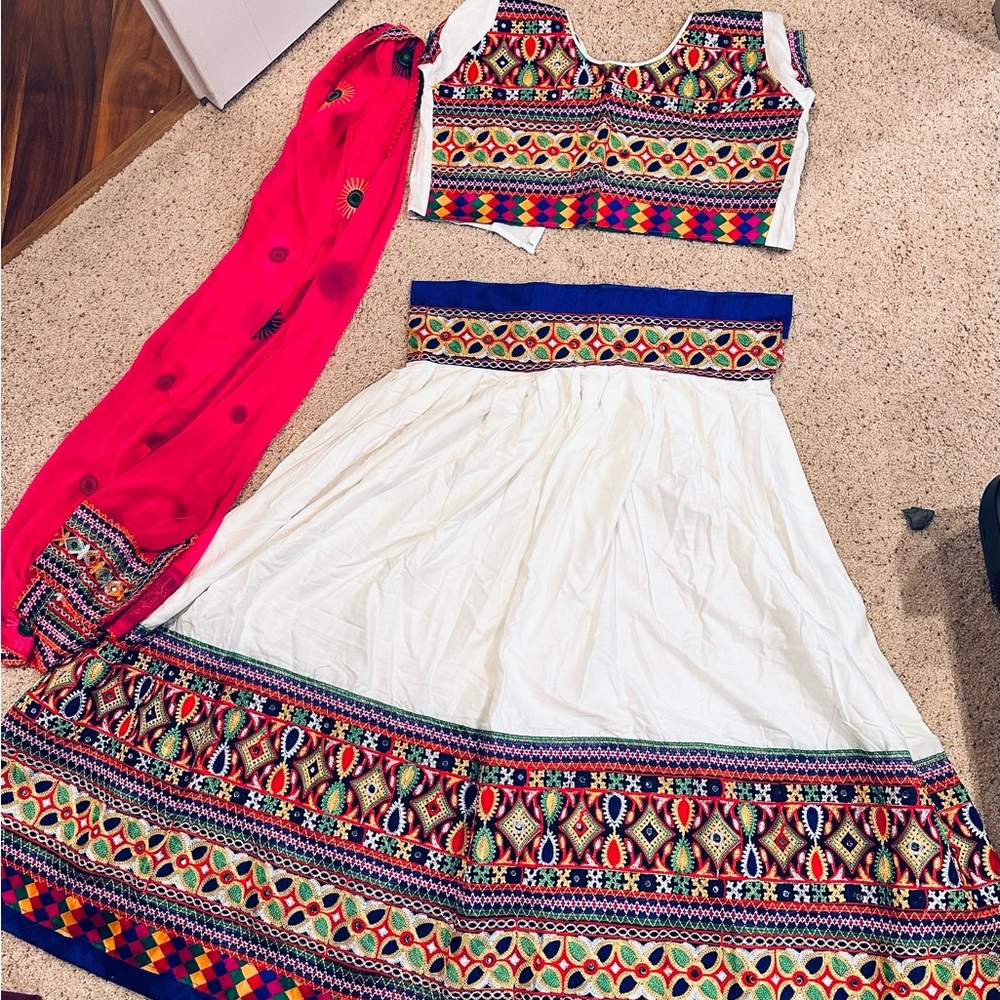 Lehenga Dandiya/Garba Colorful Embroidered Traditional Outfit